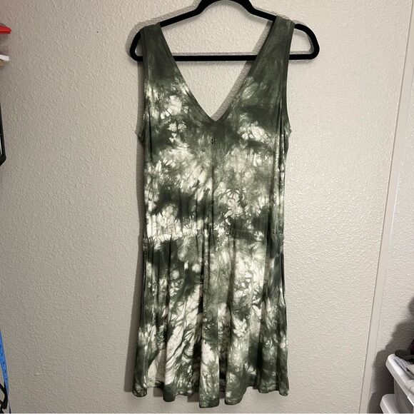 Sweaty Betty Take It Easy Tie Dye Moss Green Dress Size XSmall Drawstring Pocket - Picture 10 of 16